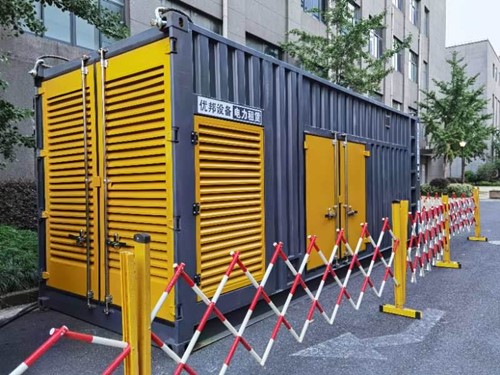 巢湖如何使用转速表检查发动机的转速？