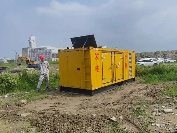 巢湖200KW柴油发电机机组每小时的油耗量受哪些因素影响？